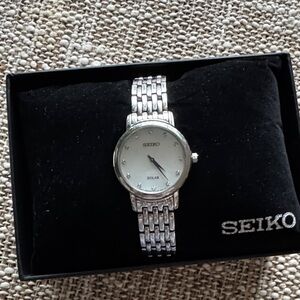 Seiko Silver Bracelet Solar Crystal Quartz Mother of Pearl watch SUP397 $Firm$🙏